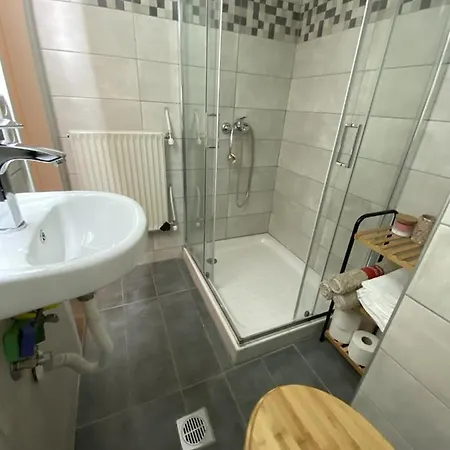 Central, Modern 公寓 *